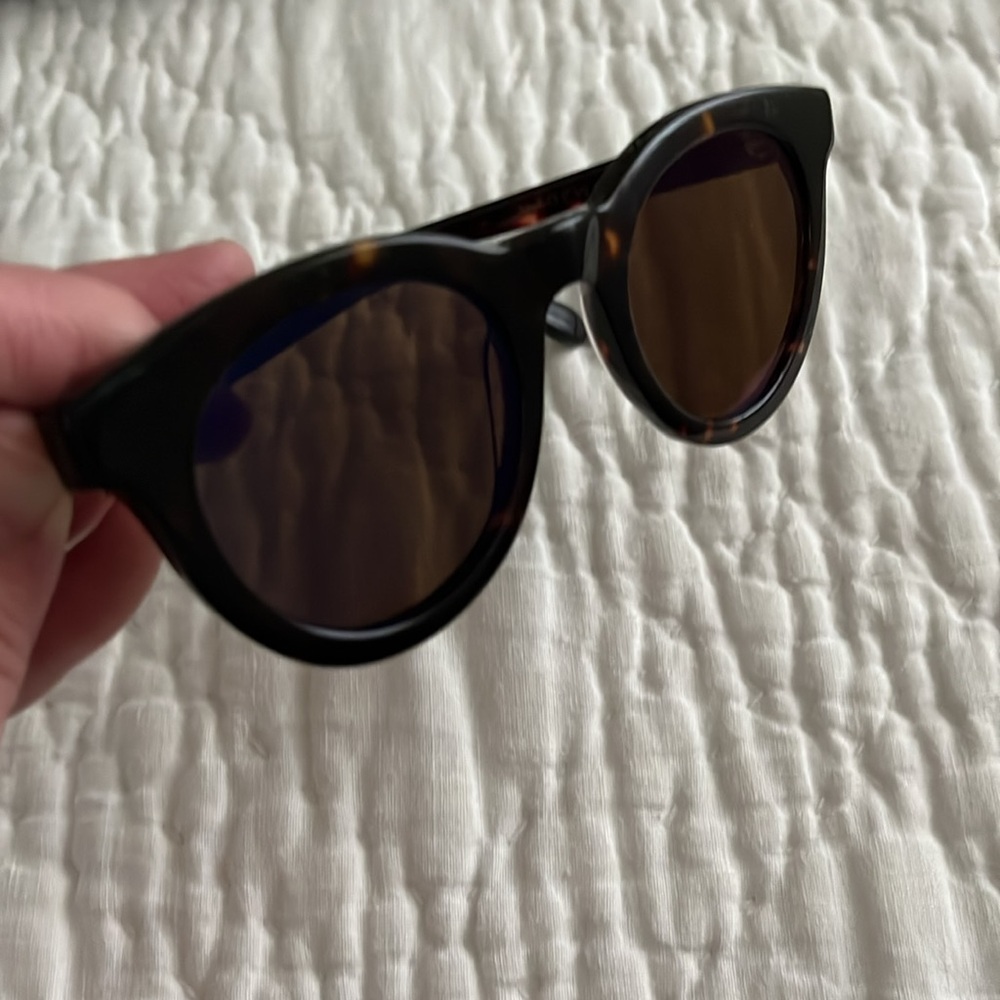 Madewell Sunglasses - Picture 3 of 6